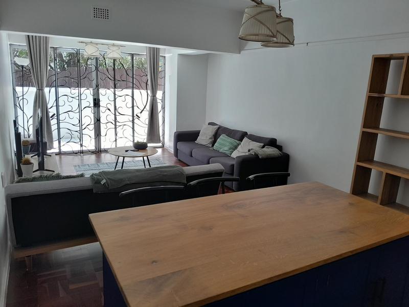 To Let 3 Bedroom Property for Rent in Vredehoek Western Cape